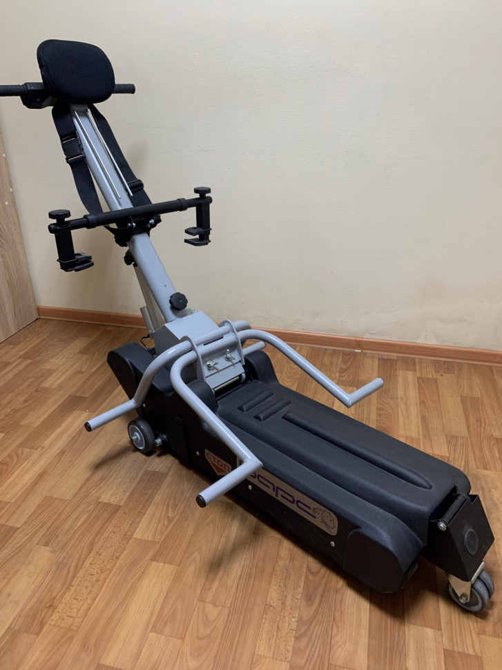 Гусеничный подъемник БАРС УГП-130 с выдвижным колесом с электрорегулируемой рулевой колонкой Гусеничный подъемник БАРС УГП-130 с выдвижным колесом с электрорегулируемой рулевой колонкой